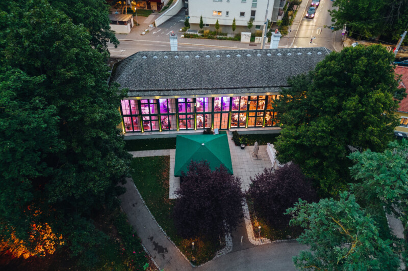 Orangerie von oben am Abend – Weddinglocation Vienna Wien – Europahaus Wien
