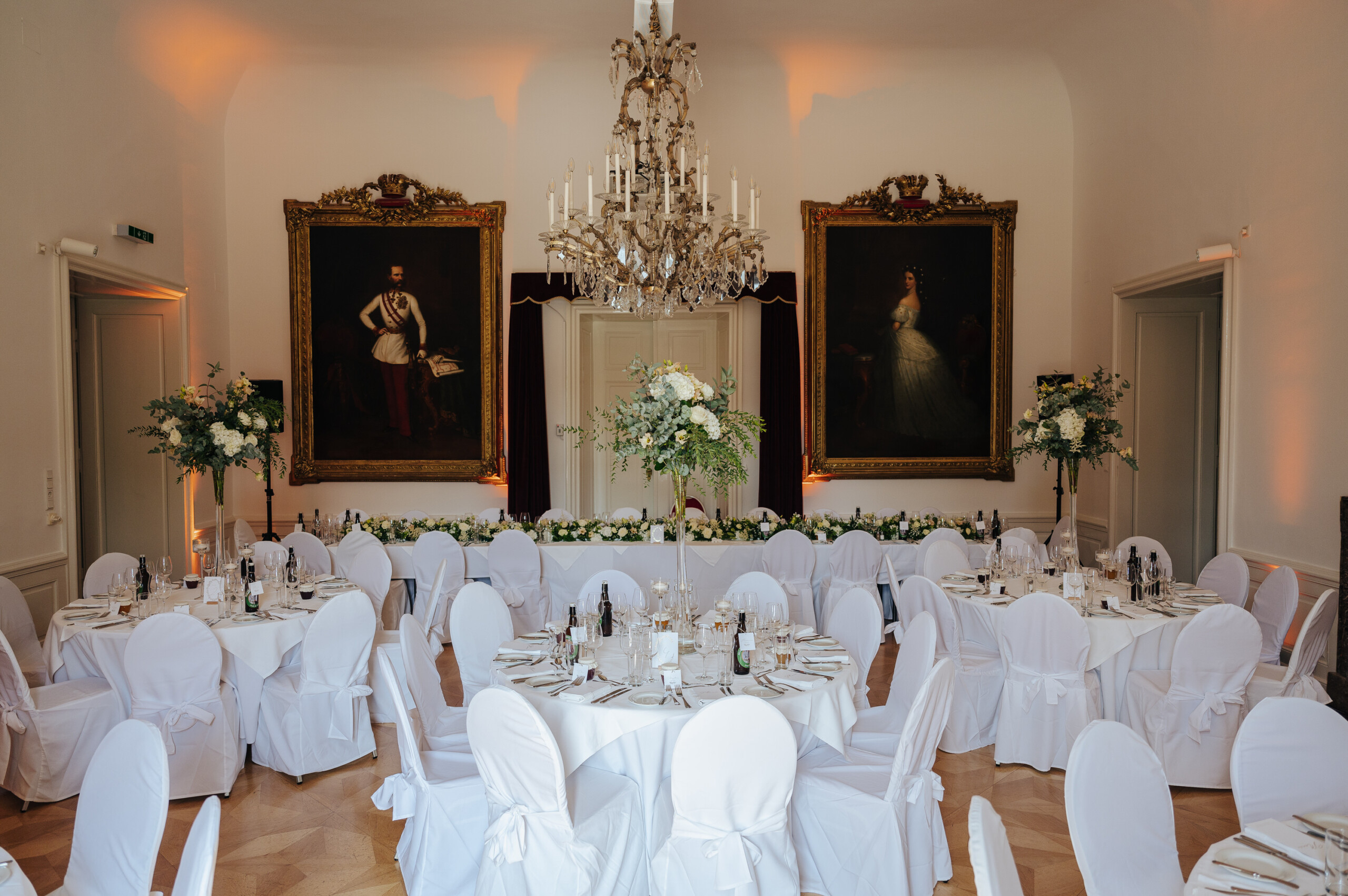 Hochzeit im Schloss Miller Aichholz Festsaal Europahaus Wien