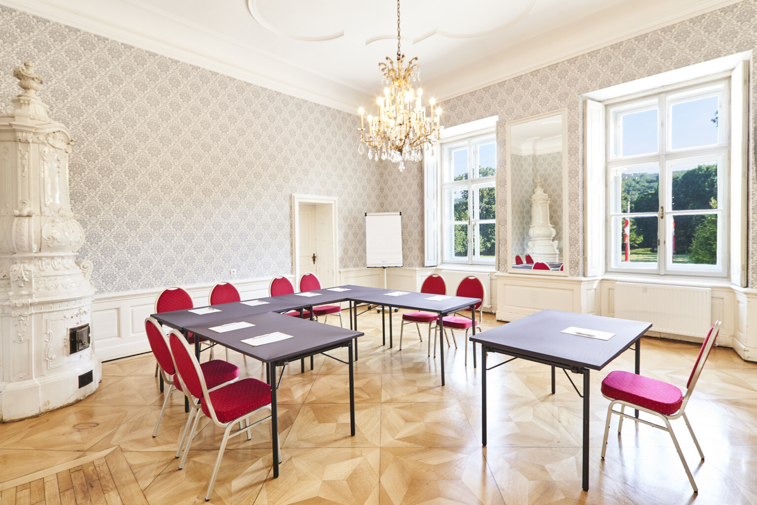 Seminare im Schloss-Miller-Aichholz Ansicht vom Sissizimmer Tagungs- und Veranstaltungszentrum | EUROPAHAUS Wien