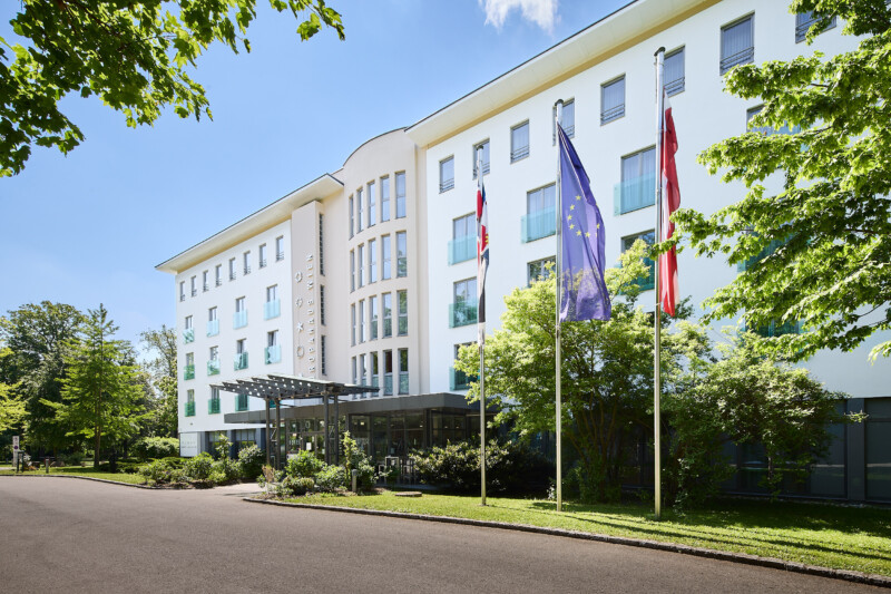 Hotel Einfahrt Außenansicht – Europahaus Wien 1140